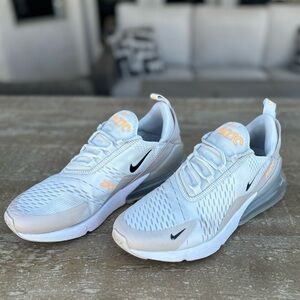 Women’s Nike Air Max 270 - 9.5